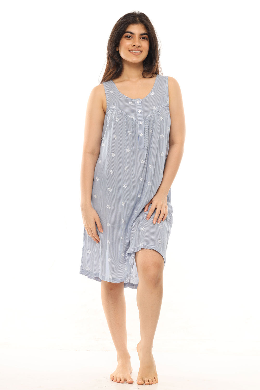 FRONTOPEN COTTON NIGHTDRESS IN BLUE PRINT